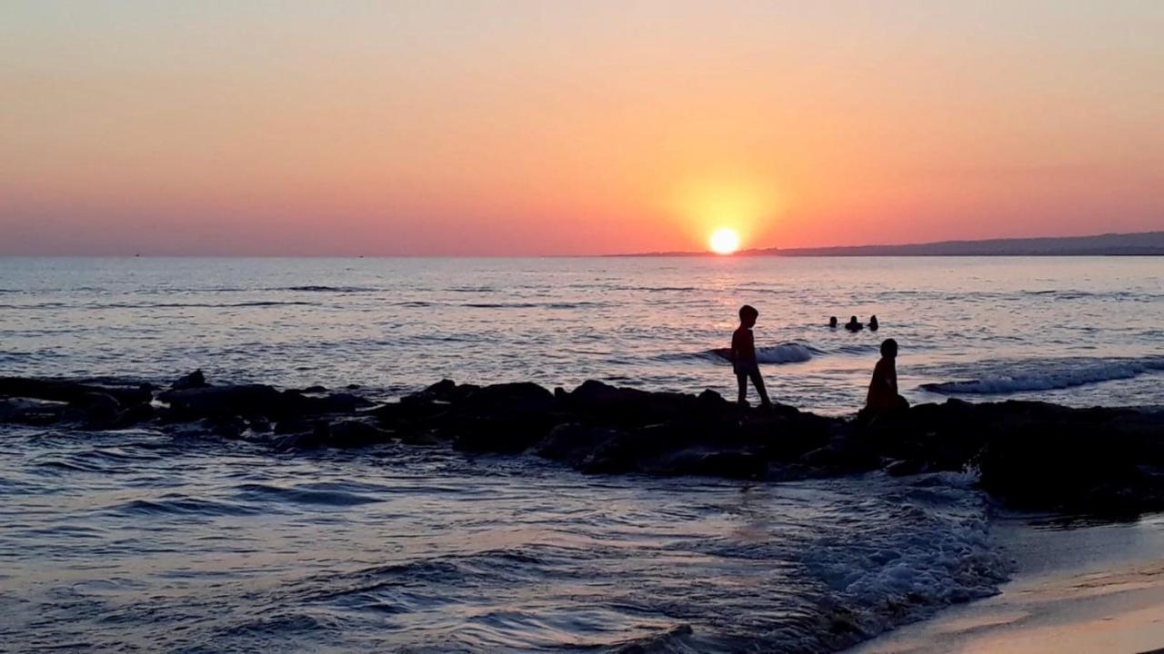 Covo Dei Marinai Villa Cava dʼAliga Buitenkant foto