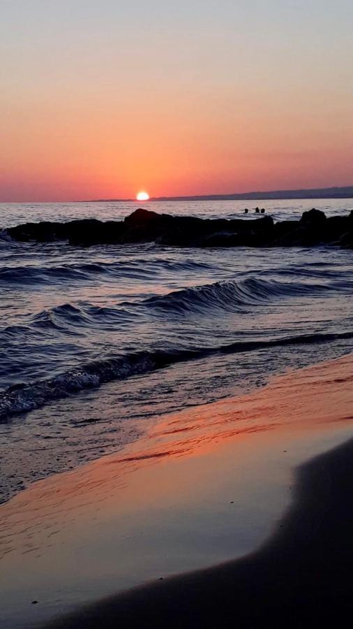 Covo Dei Marinai Villa Cava dʼAliga Buitenkant foto